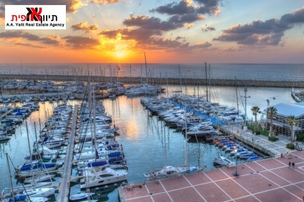 Israel Luxury Homes - Vacation Apartment For Rent in Herzliya marina