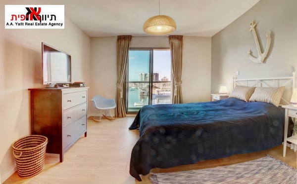 Israel Luxury Homes - Laguna apartment in Herzliya Marina